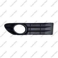 30744919/30744920 Compatible with the old model Volvo Hual Huabei S40 front bumper fog lamp cover. R