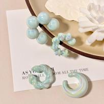 4Pcs/Set Transparent C-ring Threadless Ear Cuffs Star Heart Clip On Earrings Minimalist Colorful Ear Bone Clips Set Travel