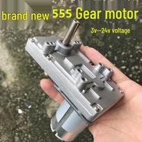7-Shaped 555 Motor with Metal Gear: 12V/24V DC Geared Motor with Reciprocating Eccentric Wheel and Eight-Hole Coin Return 12V 40 RPM