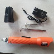 Automatinis rankinis armatūros rišimo įrenginys statybvietėms