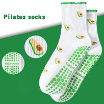 New Cotton Pilates Socks Harajuku Street Breathable Cherry Embroidery Socks Sweat-absorbent Non-Slip Yoga Socks 35-39 žalia