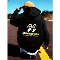 model with the  MOON EYES  logo - black men's sports cap t-shirt - outdoor hip-hop cap men's and women's long-sleeved top L