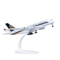 Metalo mastelio lėktuvas Singapūras A380 lėktuvo modelis Miniatiūrinis lėktuvo žaislas 18 cm lydinio metalas Airbus 380 lieto metalo lėktuvas kolekcijai