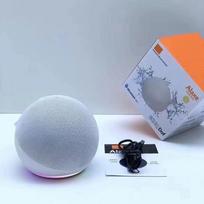 Alaxe Small Wireless Bluetooth Speaker Portable Outdoor Subwoofer with 360° Sound RGB Lights Mini Speaker for Home Party Travel balta