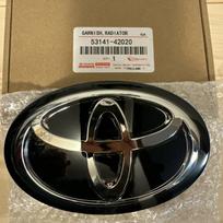 53141-42020 Toyota C-HR RAV4 Avalon Corolla Highlander Emblemos OEM NAUJOS Veikia su Acc Radar Black juoda
