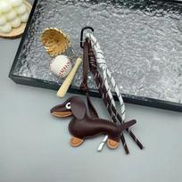 Rankų darbo natūralios odos mielas šuniuko krepšio raktų pakabukas, krepšio pakabukas, automobilio raktų pakabukas moterims, krepšio pakabukas, „pasidaryk pats“ aksesuarai, dovana porai, įsimylėjėliams