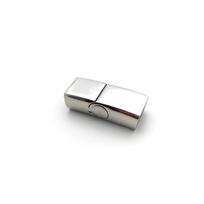 Magnetinis kvadratinės skylės lietas užsegimas odinio laido apyrankei - 316 nerūdijančio plieno titano papuošalų aksesuaras 8x5mm Inner Diameter