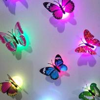 Šviečiantys 3D drugelių sienų lipdukai - Kambario dekoras, šviečiantis tamsoje, su lipniu dizainu Nightlight - Stick-On Glow Butterfly