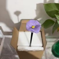 Bee Water Feeder Resin Flower Fountain for Gardens Portable Drinking Station for Bees with Easy Refill violetinė