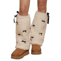 Faux Furs Leg Warmer Winter Warm Furs Boot Cuffs Cover,Party Costumes Shoe Cover 1 balta
