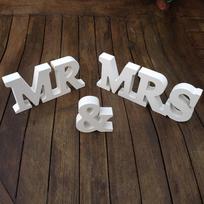 MR MRS medinės raidės vestuvių dekoravimui Dovanų rekvizitai stalo puošmena One Size balta