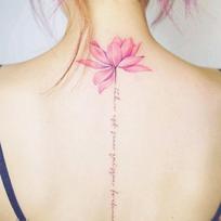 3D tatuiruotės lipdukas Lotoso tatuiruotė Vandeniui atsparus tatuiruotės lipdukas Kaklui, rankai, nugarai, pėdai, kūnui Menas Laikina tatuiruotė Netikra tatuiruotė Moteriai as the picture