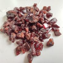 3–6 mm natūralaus neapdoroto granato kvarco krištolinis brangakmenis Reiki pavyzdžiai, gydomieji, gydomieji, gydomieji, energetiniai akmenys, sodo kiemas, namų neapdoroto mineralinio pavyzdžio dekoras raudona
