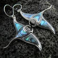 Silver Plated Manta Ray Abalone Shell Drop Earrings, Ocean-Inspired Stingray Dangle Earrings for Women