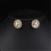 Diana Style Pigeon Egg Stud Earrings: European & American Fashion with Royal Sapphire, Spinel, Red Corundum