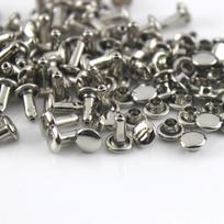 100 rinkinių 6/8 mm metalinės dvigubos dangtelio kniedės Smeigės Apvalios greitos kniedės, skirtos odinei rankdarbių rankinei, diržui, drabužiams, avalynei naminių gyvūnėlių apykaklės dekoravimui 8 x 10mm sidabras