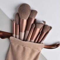 13 vnt Profesionalus makiažo šepetėlių rinkinys Soft Fur Beauty Highlighter pudra Foundation Concealer Daugiafunkcinė kosmetikos priemonė 13pcs auksas
