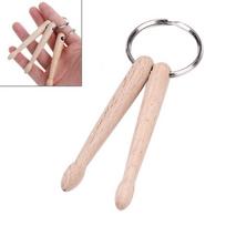 Buko medienos mini būgno lazdelių raktų pakabukas būgnininkui beige