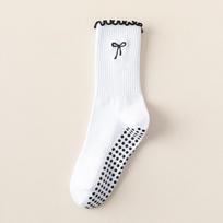 Pilates kojinės - Pusės blauzdos kojinės su neslystančiu siuvinėjimu ir mazgu dizainu jogai, fitnesui ir sportui. 1 pair