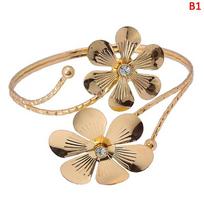Bohemian Leaf Charm Viršutinė apyrankė Rankinė grandinė Metalinė tuščiavidurių lapų raištelis Retro rankogalių rankogalių apyrankės kūno apyrankės sidabras