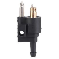 Plastikinis kuro bako jungiklis Juodas vidinis jungiklis Pakabinamo variklio žarnos jungtis Pakabinamas variklis 1pcs Male Connector