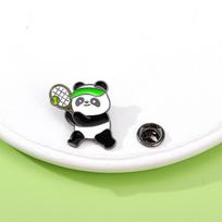 Trinket Panda Sportininko emalio smeigtukai Cinko Cinko Cinko lydinio Milžiniškos Pandos formos Ženkliuko Drabužių Papuošimas Style 8