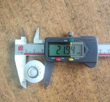 Matavimo teodolito trikojų rinkinys su fiksavimo varžtu ir mediniu dirželiu Total Station Center Screw red