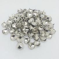 100 vnt. 12 mm kūgio smaigalys, metalinis smeigtukas, punk batai, krepšys, drabužių priedai as described