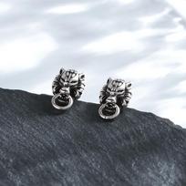 Žaidimas Final Fantasy Cloud Strife Vilko Stud Auskarai Vyrams Moterims Dovana 1Pair white