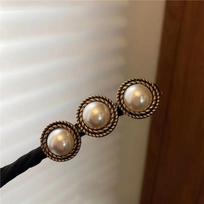 Korėjietiškas perlų gėlės žiedlapio kuodelio įrankis - Elegantiškas retro pynimo ir netvarkingo kuoduko šukuosenos aksesuaras