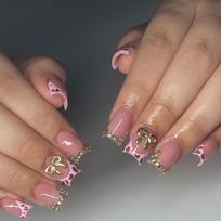 24Pcs Short French Tip Press On Nail With Bows And Flower Design Square Acrylic Nail Stick on Nail For Women and Girls 1