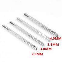 Odos Apvalios Formos Skylamušis Skylamušiai Rinkinys Diržui Laikrodžio Apyrankei Tuščiaviduriai Pasidaryk pats Gręžimo Įranga Plienas Galvanizuotas 71mm Sidabrinis Pack of 1 white