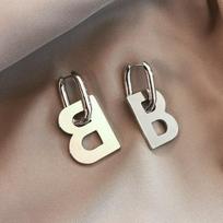 Exaggerated B-Shaped Disco Earrings: Light Luxury, Mature Look, Trendy Ear Buckles sidabras