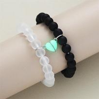 2 vnt. rankų darbo karūnėlė su karoliukais apyrankė „Luminou Heart Glow In The Dark“ pora apyrankė įsimylėjusiems vyrams, moterims, fluorescencinė dovana