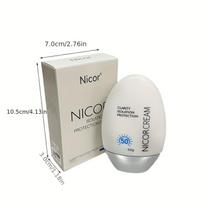 Refreshing sunscreen SPF50+, moisturizing, UV protection and isolation. 50ml white