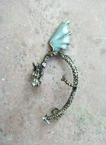 Dinosaur Dragon Luminous Bead Ear Clip: Unisex Punk Earring with Flying Dragon Design, European and American Style