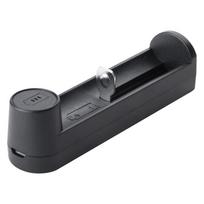 YONII C1 universalaus akumuliatoriaus įkroviklio apsauga USB prievado baterijų įkroviklis 18650 ličio jonų akumuliatoriui juoda