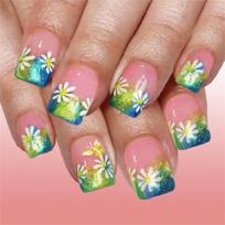 24Pieces Press On Nail Short Square Shape With Delicate Gold Glossy And Charming Daisies Design Artificial Nail 1