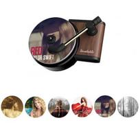 1 Set Car Air Freshener Vintage Record Player Turntable 6/12 Singer Compact Disc Fragrance Tablets Air Vent Mount Auto Aromatherapy Diffuser Ornament B