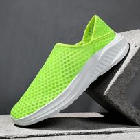 Mesh Slip-On Lazy Walking Shoes for Men Breathable Round Toe Casual Slip-On Sandal Suitable for Outdoor Wear Zapatos Para Hombre 36 šviesiai žalios spalvos