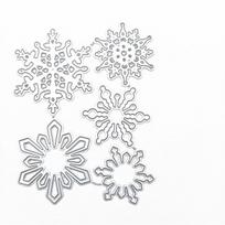 Kalėdų snaigės anglies plieno peilio forma Sidabrinė metalo pjovimo štampavimo forma Nuotraukų šablonas Pjovimo įspaudimas DIY Reljefinis Formas 77*98mm      15g