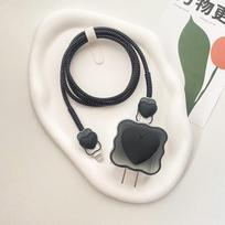 3D 20W Eu Us Iphone Charger Protector Cover for Iphone 15 14 13 Pro Max Love Heart Data Cable Management Cord Winder Kit juoda