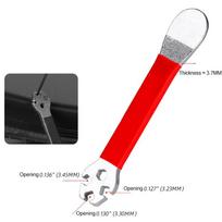 Quality Bicycle Spoke Wrench Steel Repair Tool for Smooth Wheel Truing and Secure Tension Control raudona