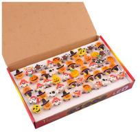 Helovino žiedas LED šviečiantys žiedai Helovino vakarėlio prizai Žaislai vaikui Šviečiantis tamsoje aksesuaras Ne saldainių dovanų maišelio užpildai Halloween Ring Random 1pc beige
