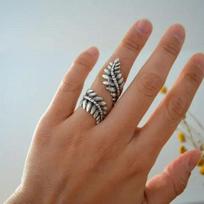 Adjustable Geometric Olive Leaf Alloy Ring for Women Adjustable Opening antikinės sidabrinės spalvos