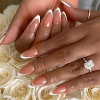 24 Pcs Glossy Press On Nail Almond False Nail Acrylic Fingernails Simple Stick On Nail White French Tip Artificial Nail 1