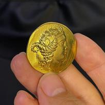 Senovės graikų mitologija Dionisas vyno dievas metalinis ženklelis amatų monetos papuošalas dovanos kopija black