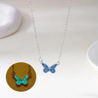 Kaklo grandinėlė ir apyrankė drugeliai šviečiantys tamsoje moterims, Kaspinuota grandinėlė įkvėpta Aurora miško, 1 vnt. Necklace mėlyna