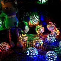 Žėrintys girliandos, 20 LED 16 pėdų saulės lemputės, su 8 režimais, vandeniui atsparios, skirtos vidaus ir lauko namų Kalėdų eglutėms 1.5M 10LED-multicolor