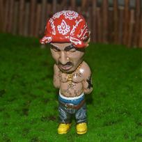 Fun Hip Hop Rapper Funny Bro Figurine Model Resin Statue for Home Indoor Outdoor Sculptures Car Decoration Garden Ornaments Gift